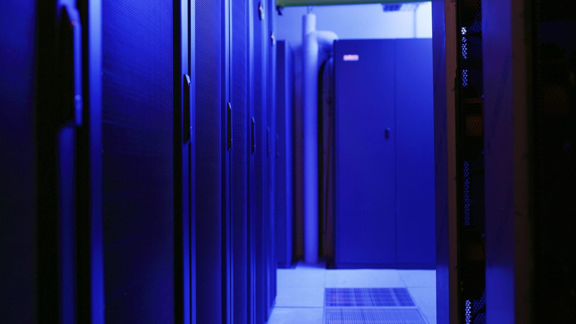 Sala de un centro de datos alimentada en media tensión por su centro de transformación